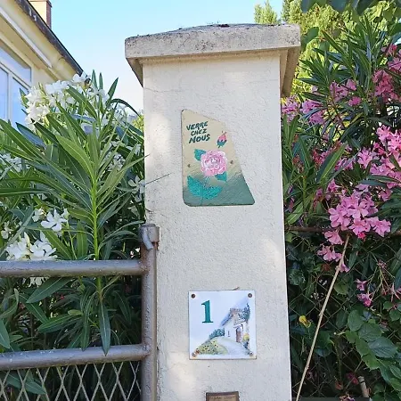 D'hotes Verre Chez Nous Bed and breakfast Saumur